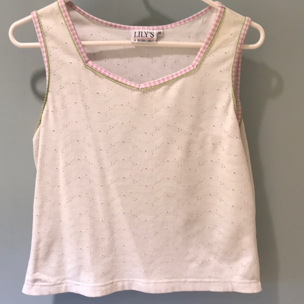 Lillys Of Beverly Hills Sleeveless Top